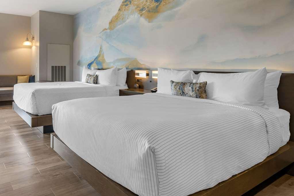 Cambria Hotel Orlando Airport Room photo