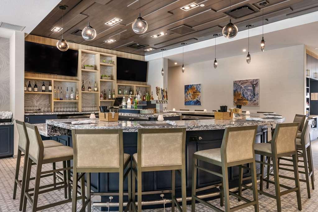 Cambria Hotel Orlando Airport Restaurant photo