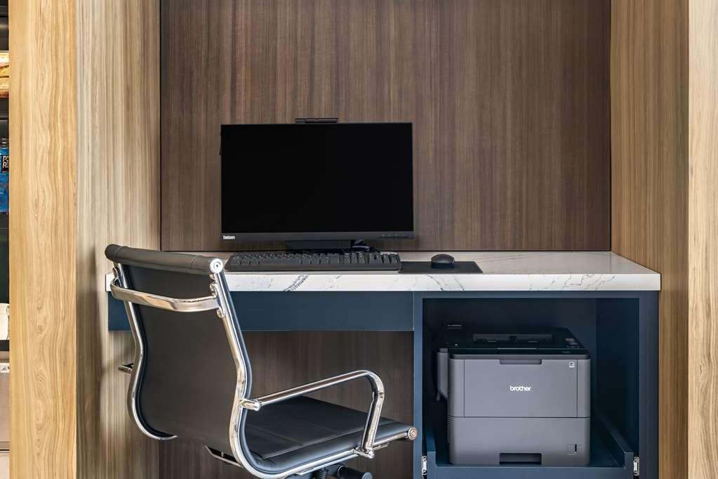 Cambria Hotel Orlando Airport Facilities photo